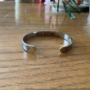 Best b*tches bracelet